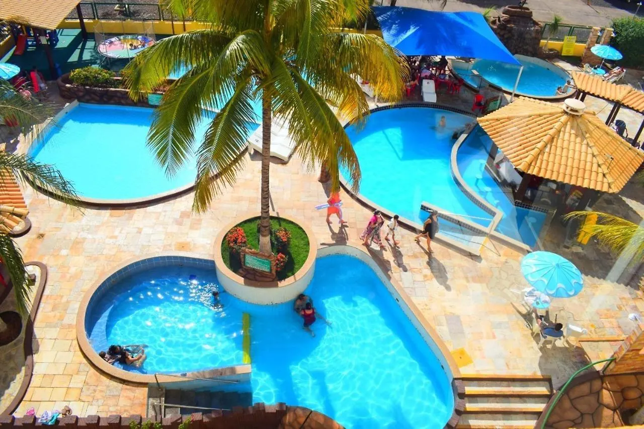Flats Proximo Ao Shopping Singapura - Pode Descer Com Bebidas Para O Park Aquatico 612 Caldas Novas