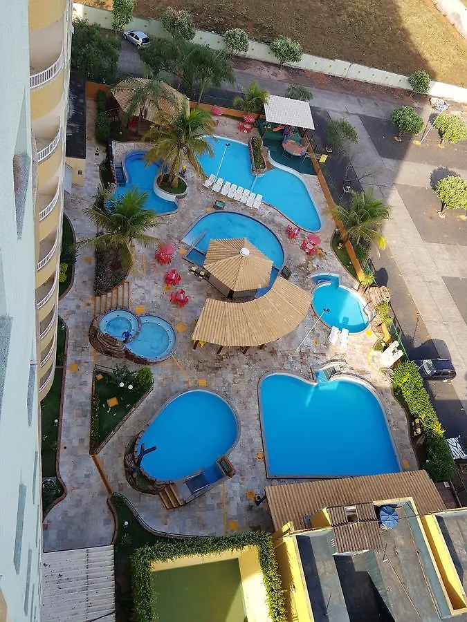 Flats Proximo Ao Shopping Singapura - Pode Descer Com Bebidas Para O Park Aquatico 612 Caldas Novas Apartment