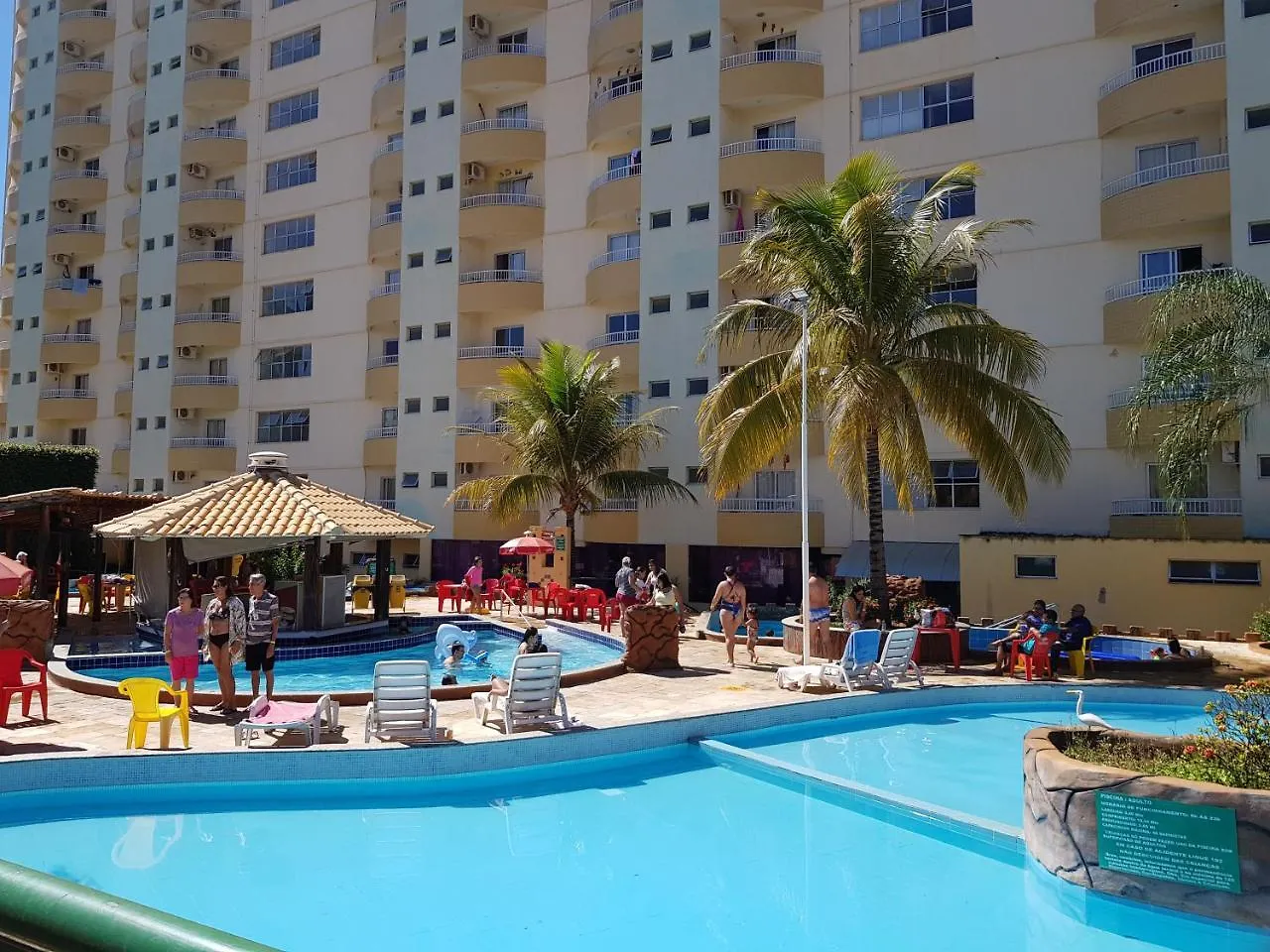 Apartment Flats Proximo Ao Shopping Singapura - Pode Descer Com Bebidas Para O Park Aquatico 612 Caldas Novas